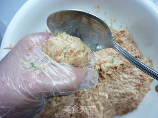 鹌鹑蛋蒸肉饼的做法步骤：3
