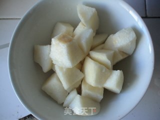 【菠萝梨汁】-----时令果汁的做法步骤：3