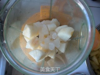 【菠萝梨汁】-----时令果汁的做法步骤：5