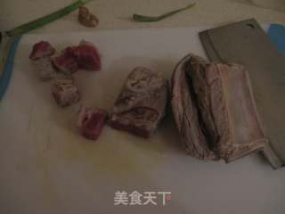 香辣酱牛腩的做法步骤：2