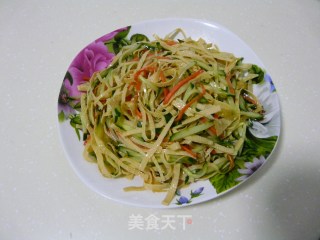 豆皮拌黄瓜的做法步骤：4