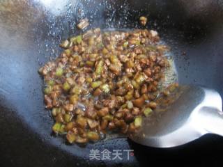 酱爆茄丁的做法步骤：9