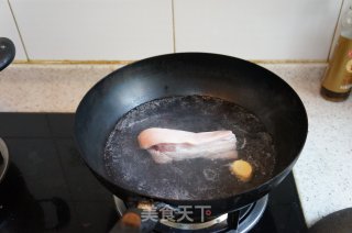 中式肉夹馍的做法步骤：1