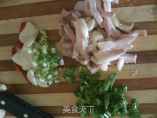 鱼香茄子的做法步骤：2