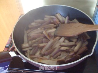 鱼香茄子的做法步骤：4