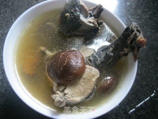 简单的香茹乌鸡汤的做法步骤：5