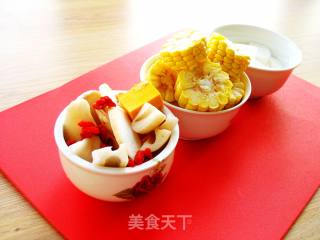 玉米杂蔬排骨汤的做法步骤：2