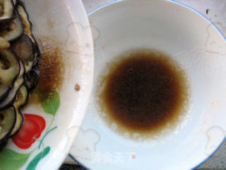 省时省油的茄子做法【微波泡椒茄片】的做法步骤：7