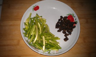 生爆盐煎肉的做法步骤：2