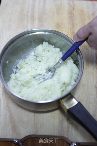百变蚝皇马铃薯球的做法步骤：5