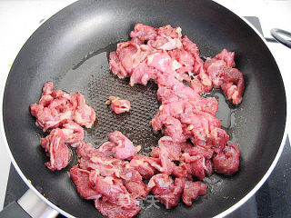 杏鲍菇炒牛肉的做法步骤：5