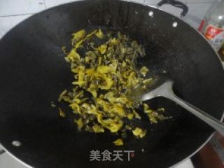 酸菜扣肉的做法步骤：4