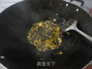 酸菜扣肉的做法步骤：6