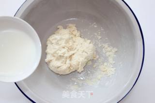 蛋糕也可以蒸出来——玫瑰花蛋糕的做法步骤：4