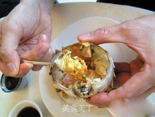 正确吃大闸蟹的做法步骤：3