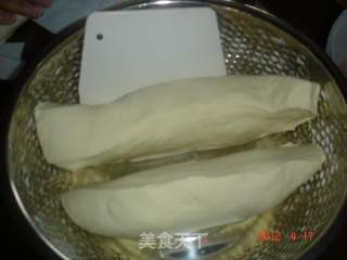 芹菜猪肉饺的做法步骤：1