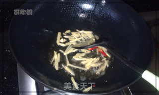 【家常菜】红烧鸡翅的做法步骤：4