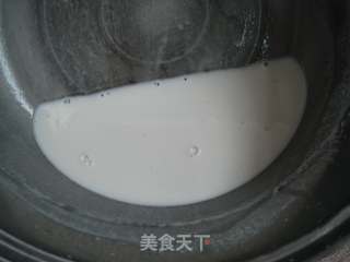 陕西特色小吃—凉皮的做法步骤：1