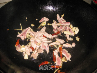 芹菜炒肉的做法步骤：5