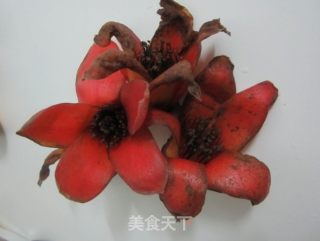 木棉花煲猪骨汤的做法步骤：1