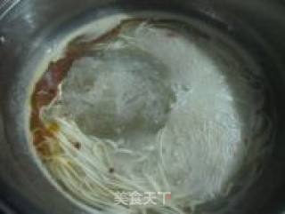 简易酸辣粉的做法步骤：3