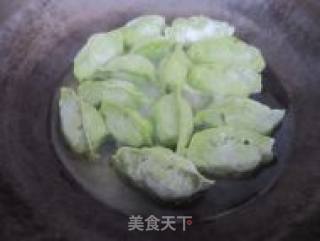 水煎菠菜饺的做法步骤：15