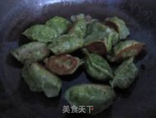 水煎菠菜饺的做法步骤：18