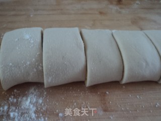 玉米花卷的做法步骤：5