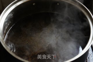 卤牛肉的做法步骤：4