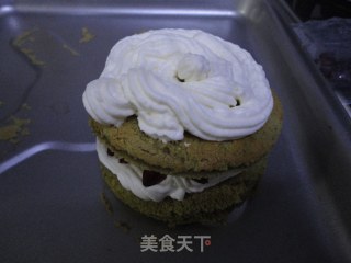 抹茶蔓越莓鲜奶小蛋糕的做法步骤：7