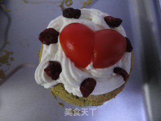 抹茶蔓越莓鲜奶小蛋糕的做法步骤：8
