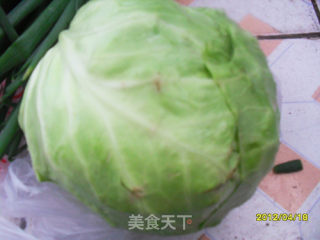 卷心菜炒肉片的做法步骤：1