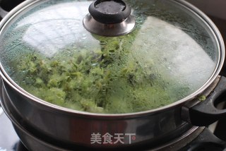 又到了吃【榆钱儿饭】的季节喽！的做法步骤：6
