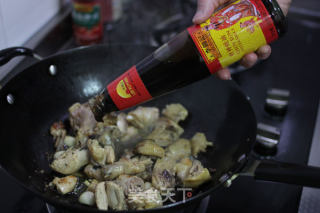 蚝味鸡仔煲的做法步骤：5