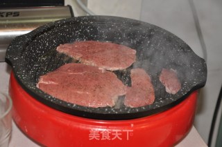 黑椒牛排的做法步骤：7