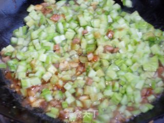 孜然味的黄瓜鸡蛋肉丁炸酱面的做法步骤：6