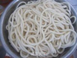 蔬菜炒面的做法步骤：2