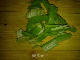 西红柿粉条鸡蛋汤的做法步骤：4