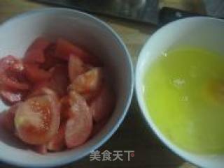 西红柿鸡蛋汤的做法步骤：1