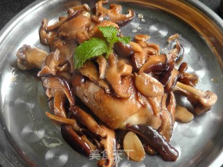 香菇卤鸡腿的做法步骤：5
