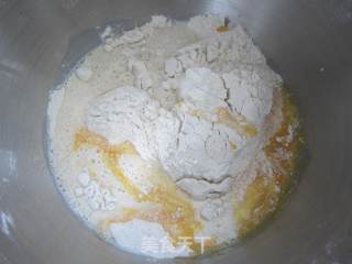 时下最流行的北海道牛奶金砖的做法步骤：1