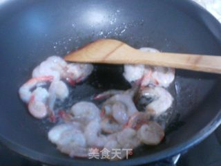 虾仁炒蛋的做法步骤：3