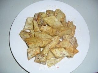 椒盐芋头的做法步骤：4