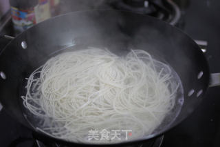 特色蚝油捞面的做法步骤：2
