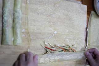 蚝香腐皮黄金卷的做法步骤：4