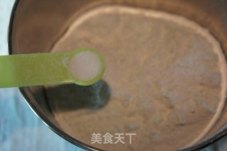【我的烘培时间】最爱饼干之---蛋黄香酥饼干（焦糖、印花）的做法步骤：8