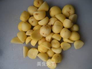 明虾鸡爪煲的做法步骤：3