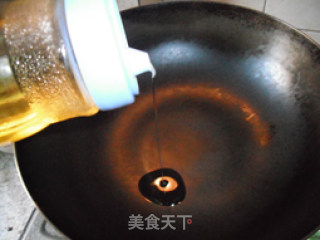 一道香嫩入味又极其下饭的葱姜蒜炒肉片——蒜苗炒肉片的做法步骤：9