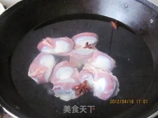 青椒炒鸭肫的做法步骤：2
