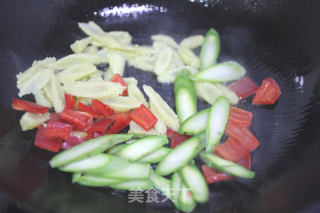 蒜辣哈哈球的做法步骤：2